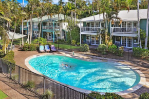 Отель Coral Beach Noosa Resort  Нусавилл